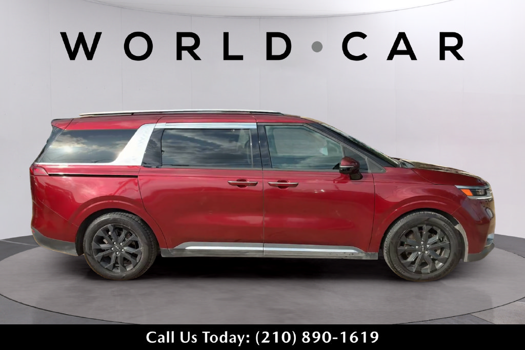 Used 2022 Kia Carnival SX Prestige FWD image 4