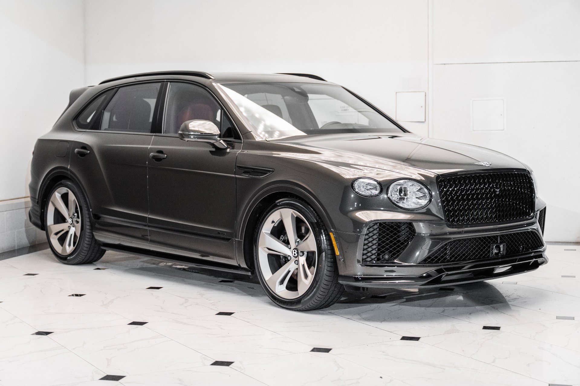 New 2025 Bentley Bentayga image 7