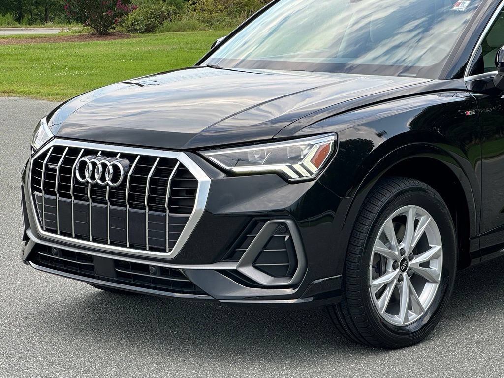 Used 2023 Audi Q3 2.0T Premium w/ Convenience Package AWD/4WD image 37