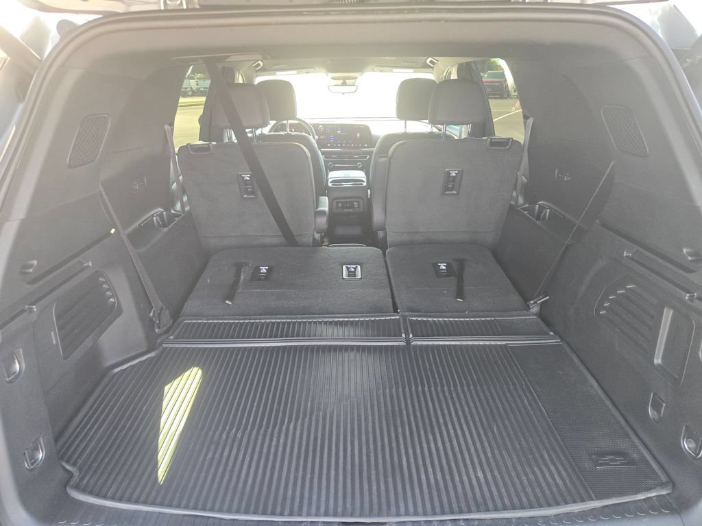 Certified 2025 Chevrolet Traverse Z71 w/ Enhanced Driving Package AWD/4WD image 22
