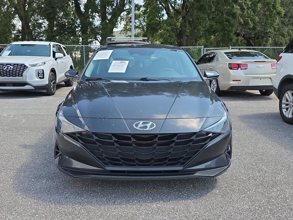 Used 2021 Hyundai Elantra SEL FWD image 2
