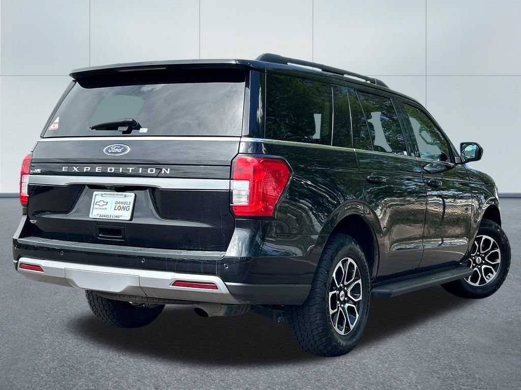 Used 2024 Ford Expedition XLT AWD/4WD image 4