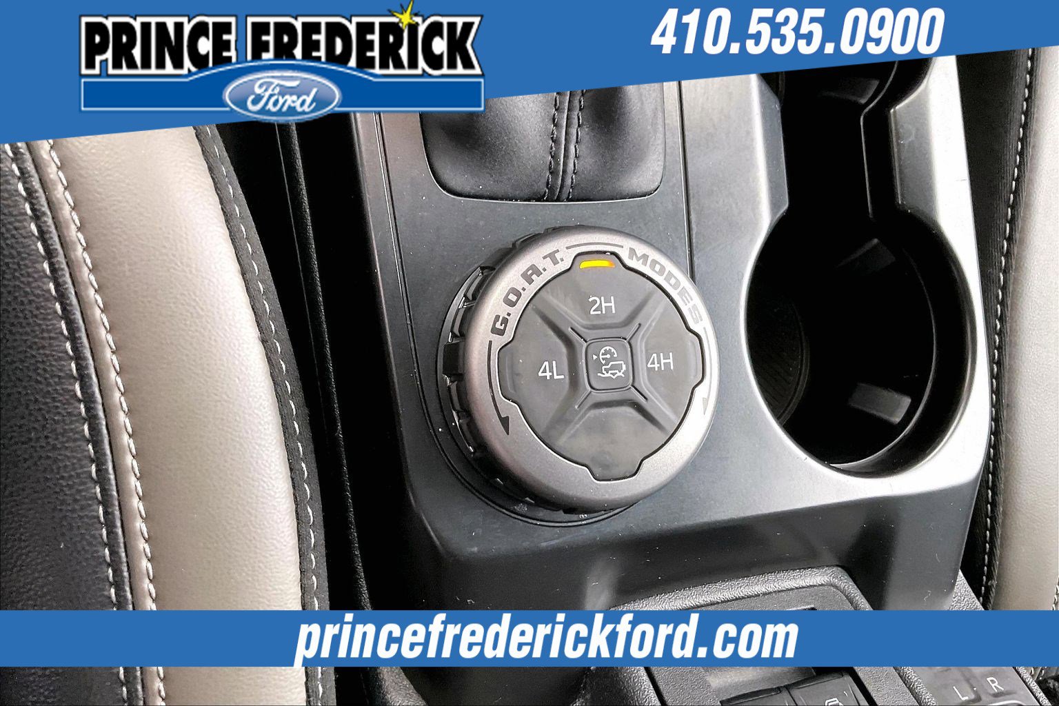 Used 2025 Ford Bronco Outer Banks image 32