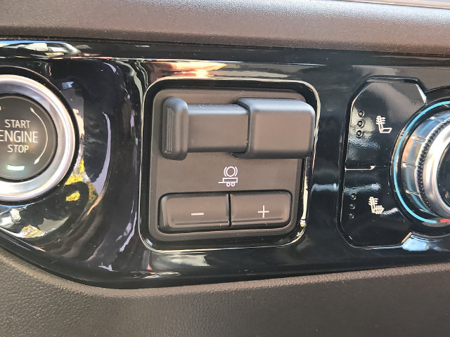 Used 2023 GMC Sierra 1500 Elevation AWD/4WD image 18