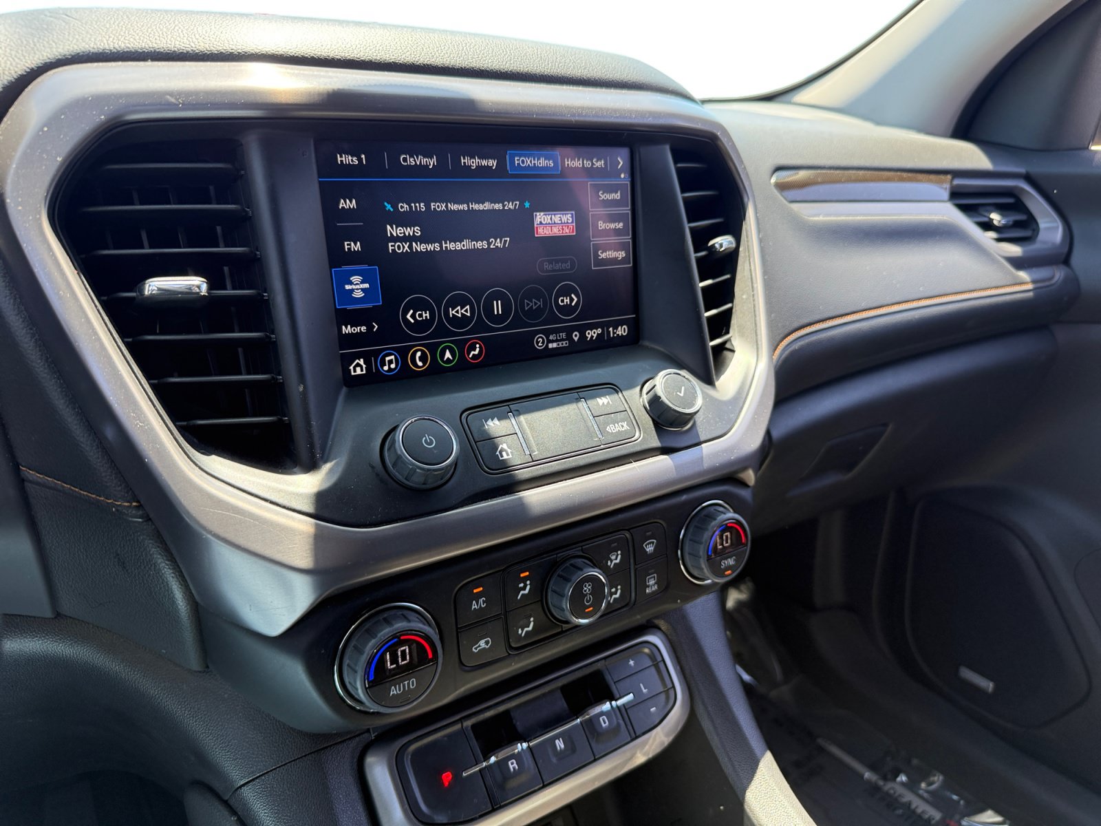 Used 2023 GMC Acadia AT4 w/ Technology Package AWD/4WD image 12