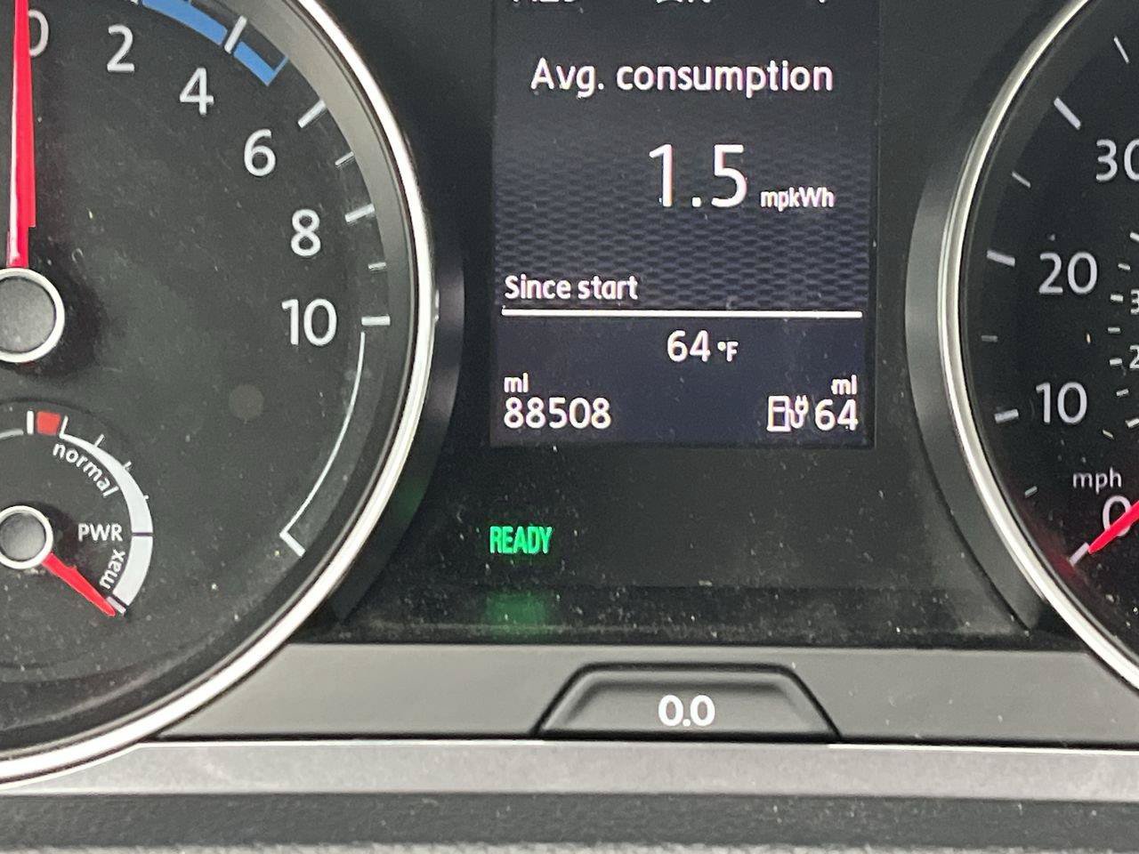 Used 2015 Volkswagen e-Golf Limited Edition FWD image 14