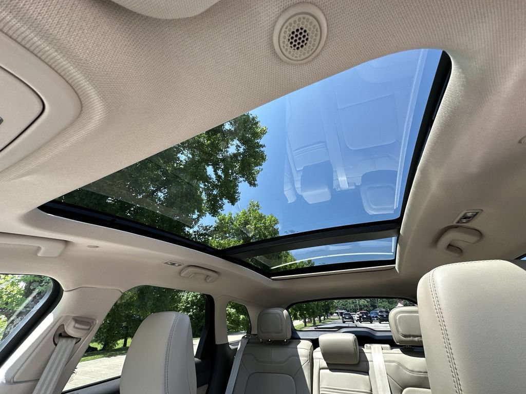 New 2024 Lincoln Corsair Grand Touring w/ Equipment Group 301A AWD/4WD image 22