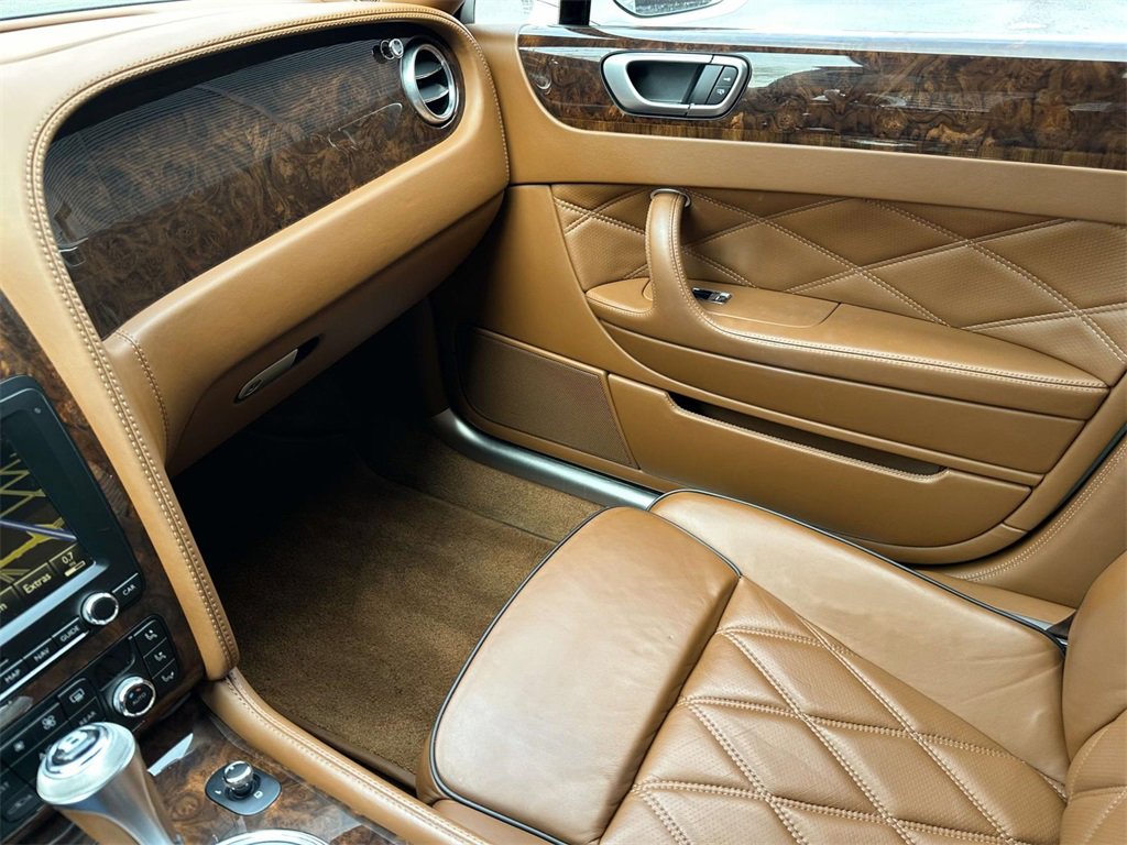 Used 2012 Bentley Flying Spur Flying Spur image 28