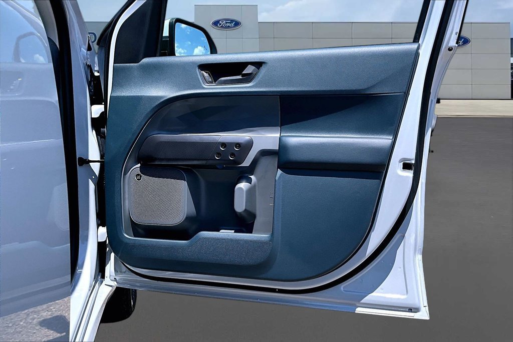 New 2026 Ford Maverick Lobo AWD/4WD image 32