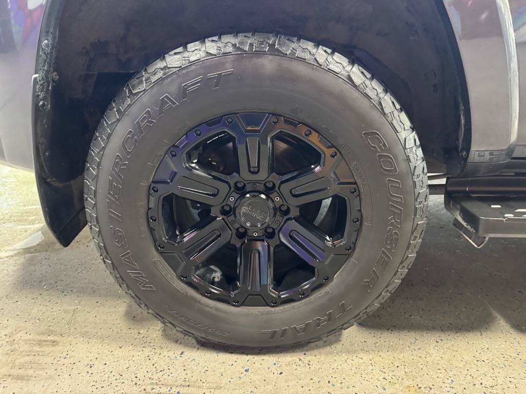 Used 2019 Toyota 4Runner TRD Off-Road AWD/4WD image 26