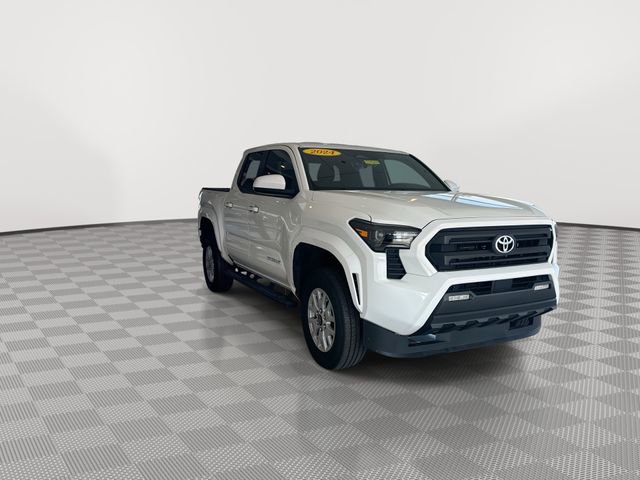 Used 2024 Toyota Tacoma SR5 RWD image 2