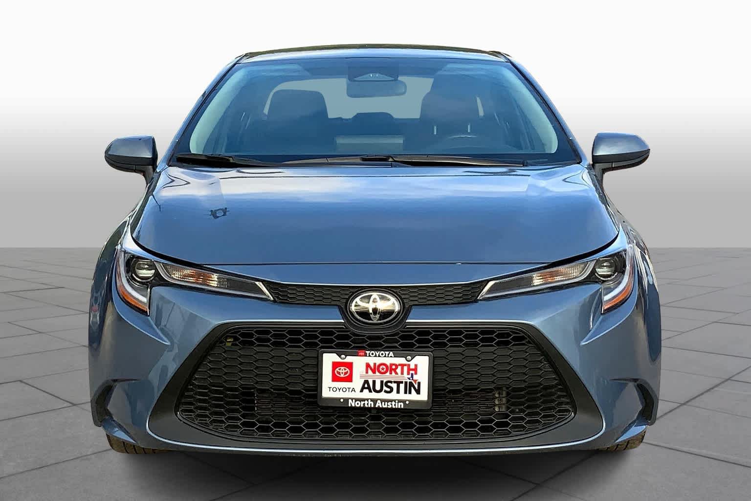 Used 2023 Toyota Corolla LE FWD image 4