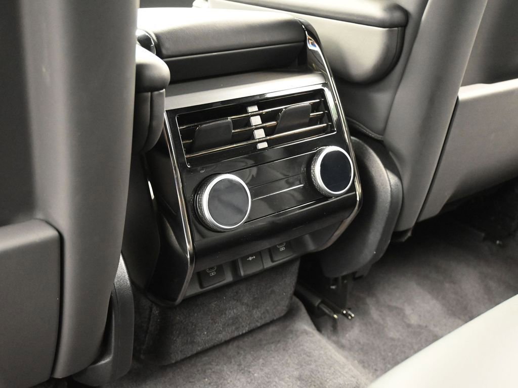 Used 2024 Land Rover Range Rover Sport Dynamic SE image 34