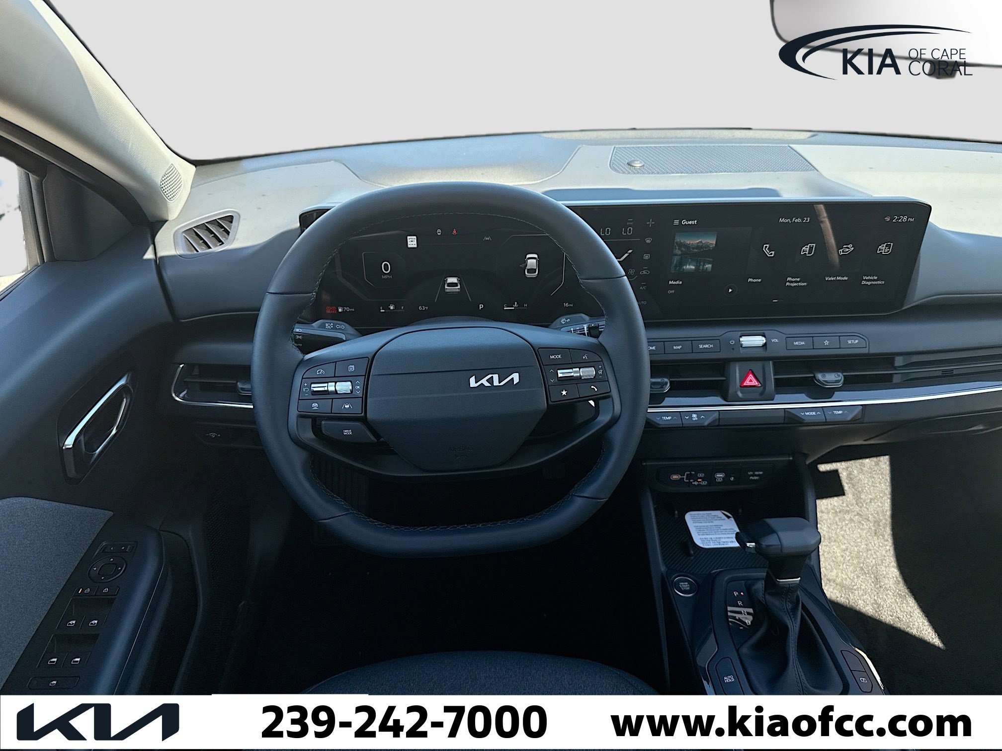 New 2025 Kia K4 EX image 16