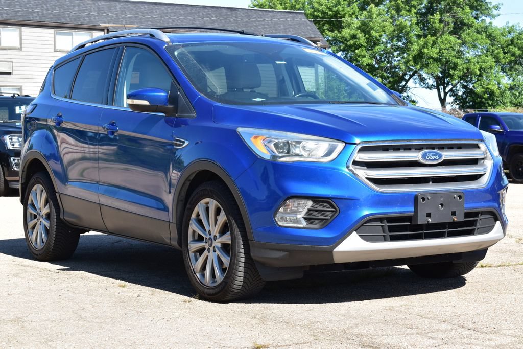 Used 2017 Ford Escape Titanium FWD image 3