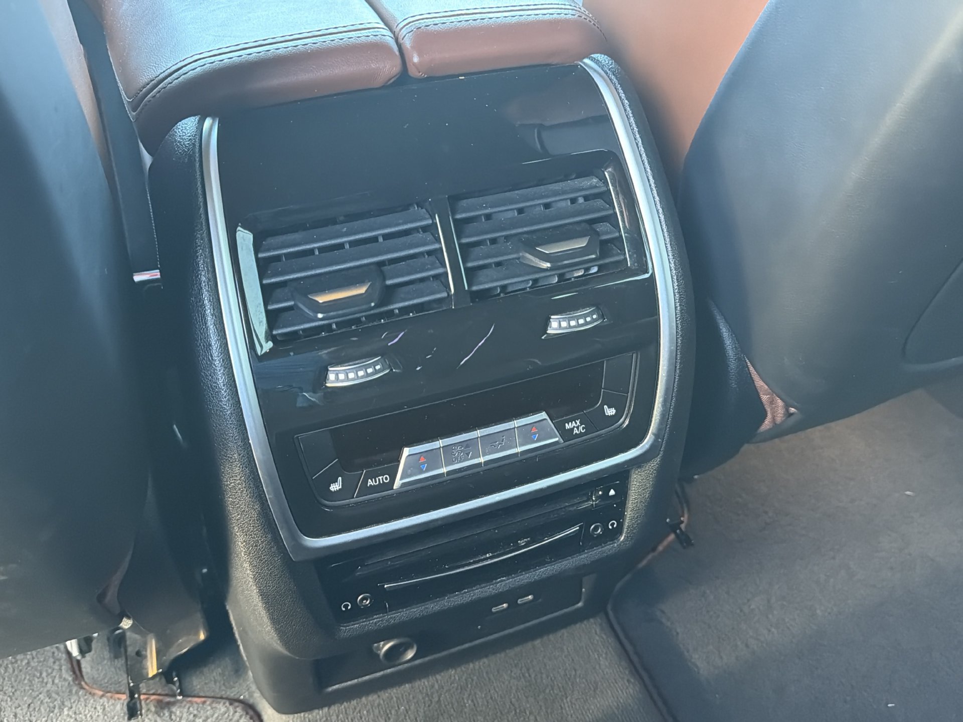 Used 2021 BMW ALPINA XB7 AWD/4WD image 19