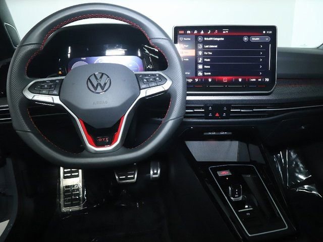 Used 2025 Volkswagen GTI Autobahn image 28