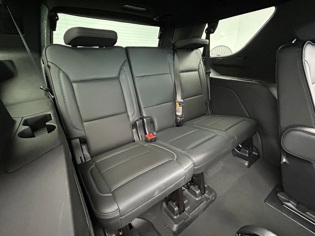Used 2025 GMC Yukon Denali AWD/4WD image 55