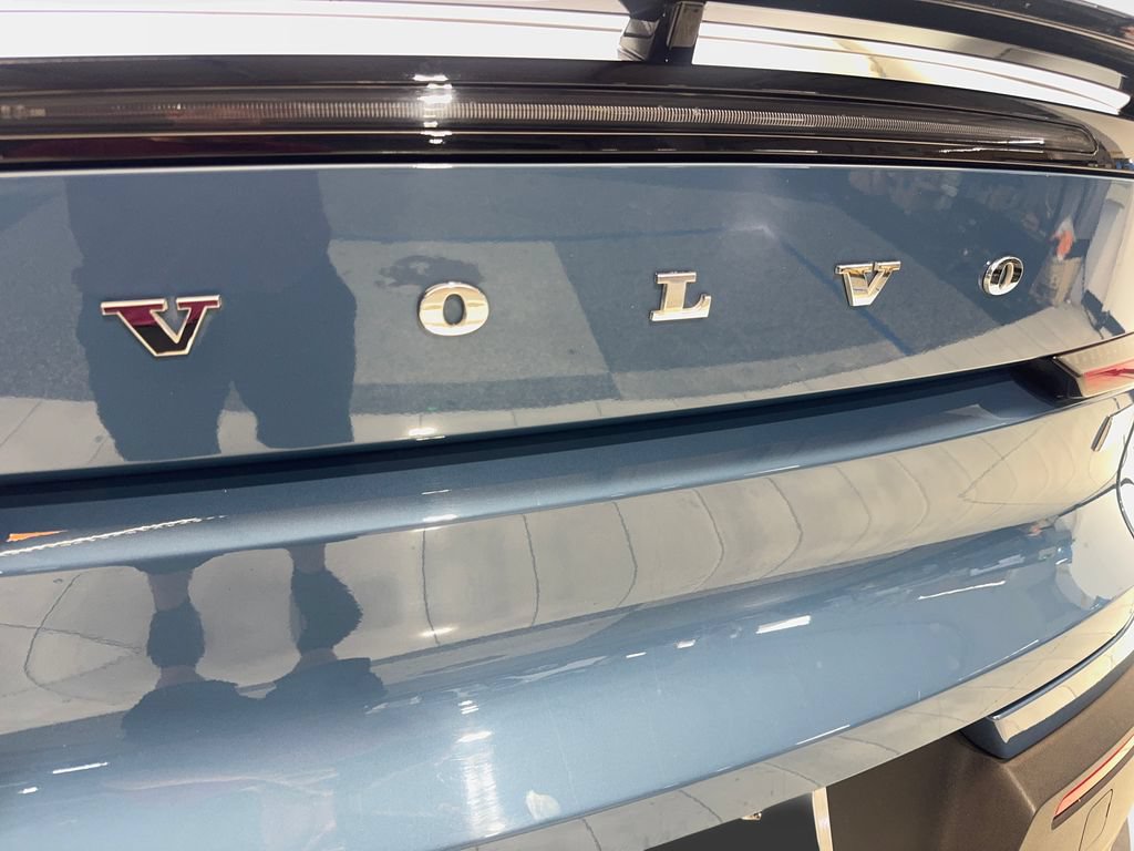 Used 2023 Volvo C40 P8 Recharge Ultimate AWD/4WD image 22