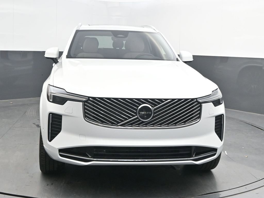 New 2026 Volvo XC90 B6 Plus w/ Protection Package Premier image 10