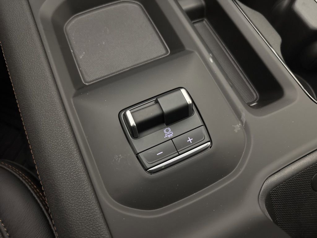New 2026 GMC Sierra 2500 AT4 w/ AT4 Premium Plus Package AWD/4WD image 51