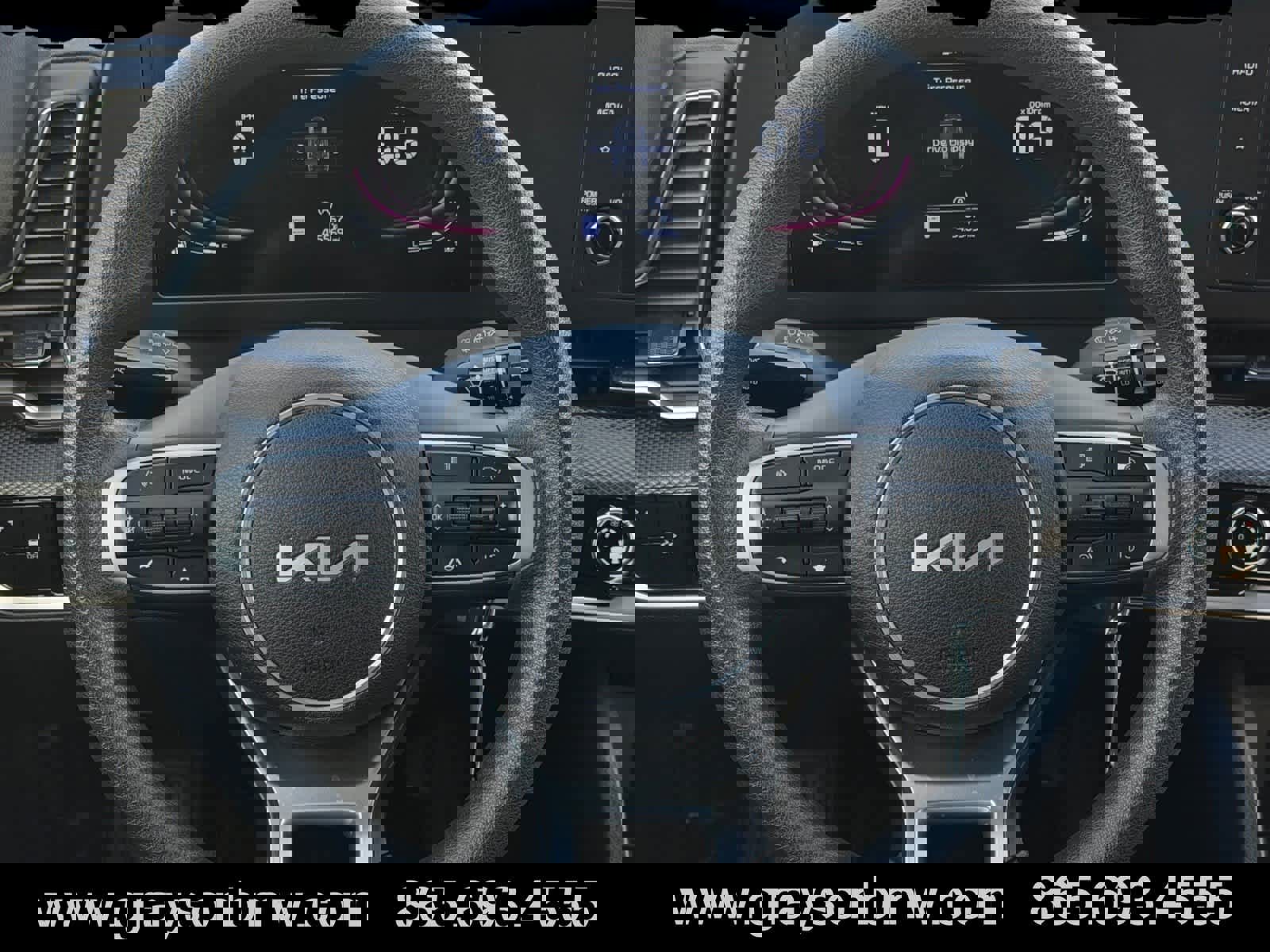 Used 2024 Kia Sportage LX image 19