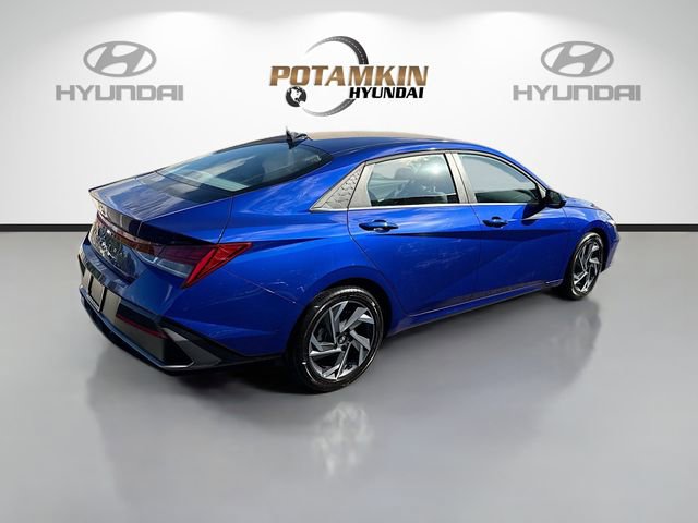 Certified 2025 Hyundai Elantra SEL image 5