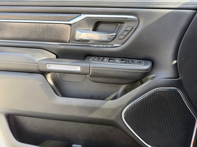 Used 2024 RAM 1500 Laramie AWD/4WD image 23