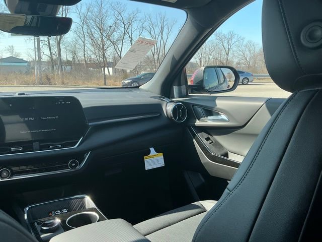 New 2026 Chevrolet Equinox LT w/ Convenience Package II image 27