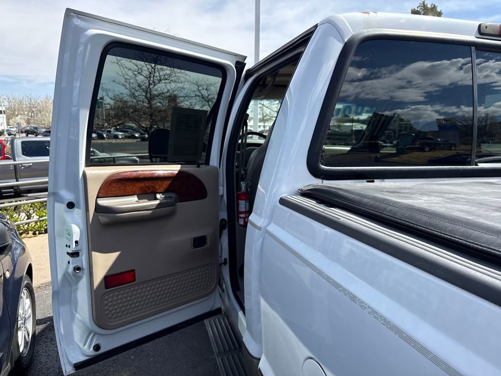 Used 2001 Ford F350 4x4 Crew Cab Super Duty image 12