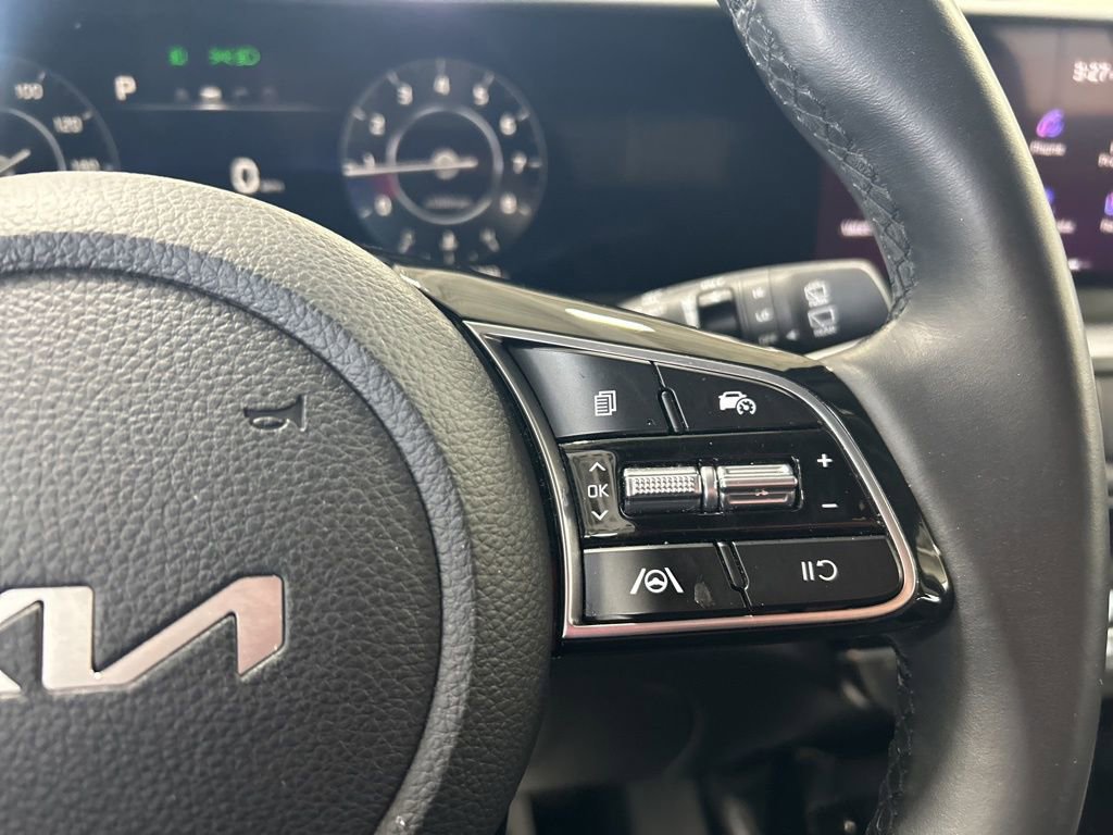 Certified 2024 Kia Seltos X-Line image 10