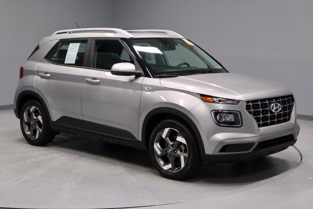 Used 2024 Hyundai Venue SEL