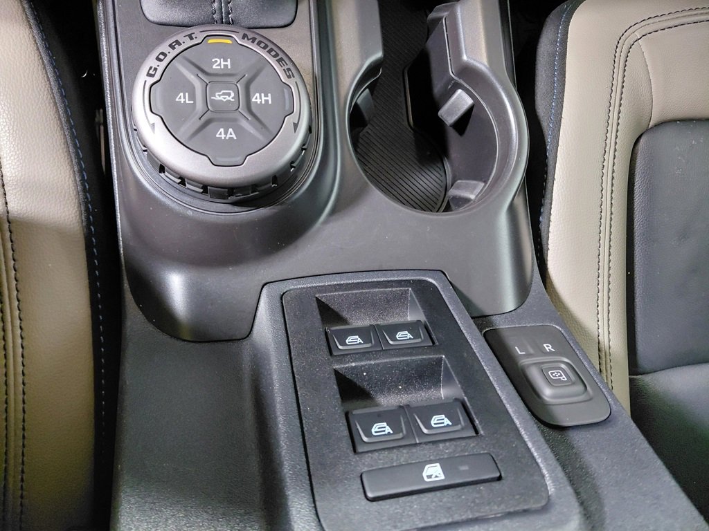 Certified 2024 Ford Bronco Wildtrak image 32