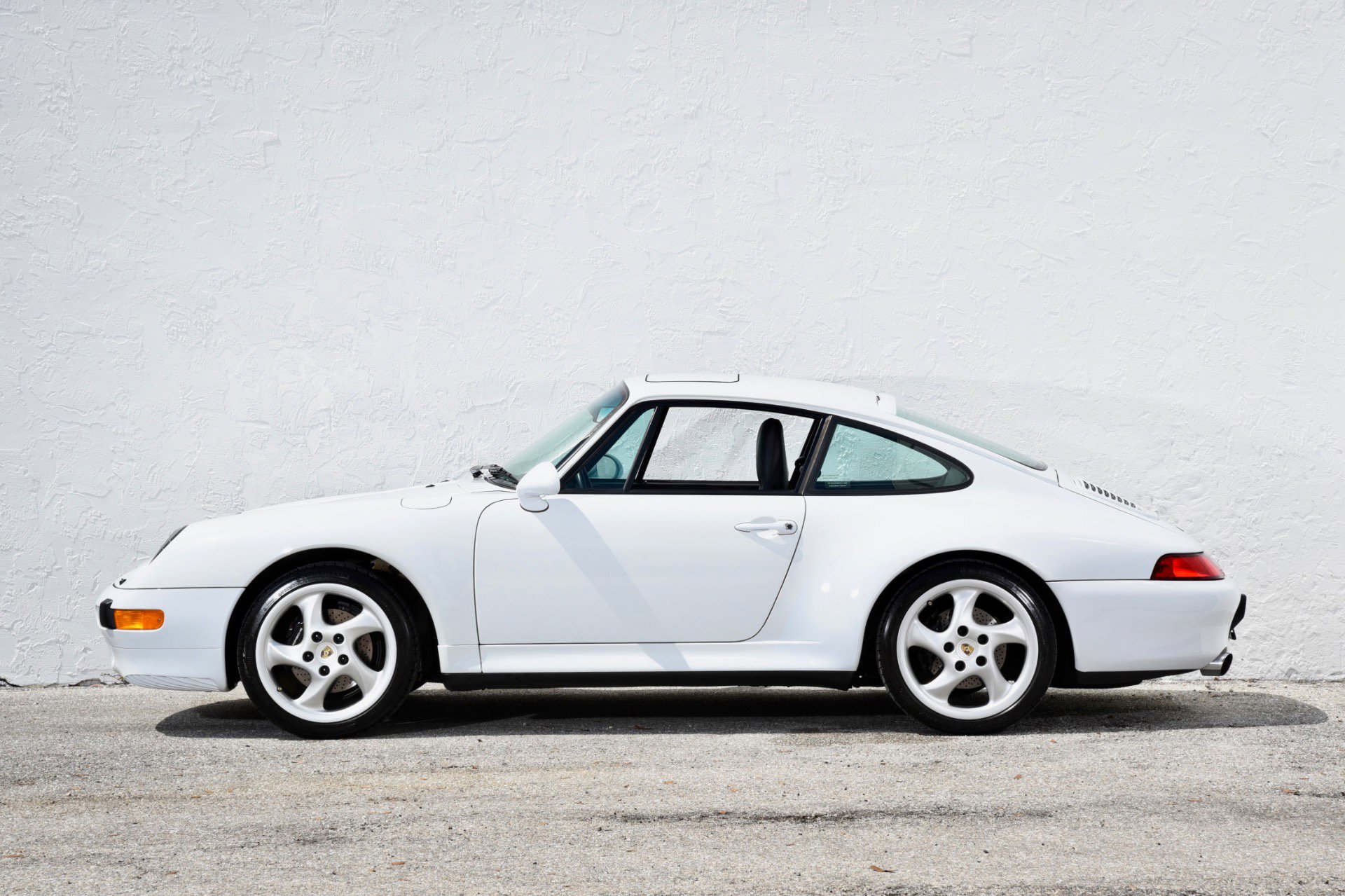 Used 1998 Porsche 911 Carrera S RWD image 15