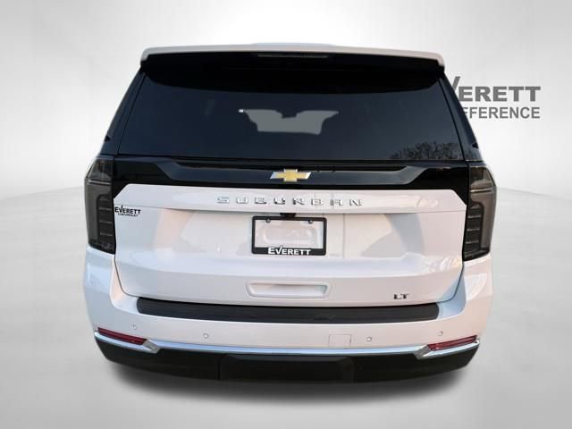 New 2026 Chevrolet Suburban LT image 6