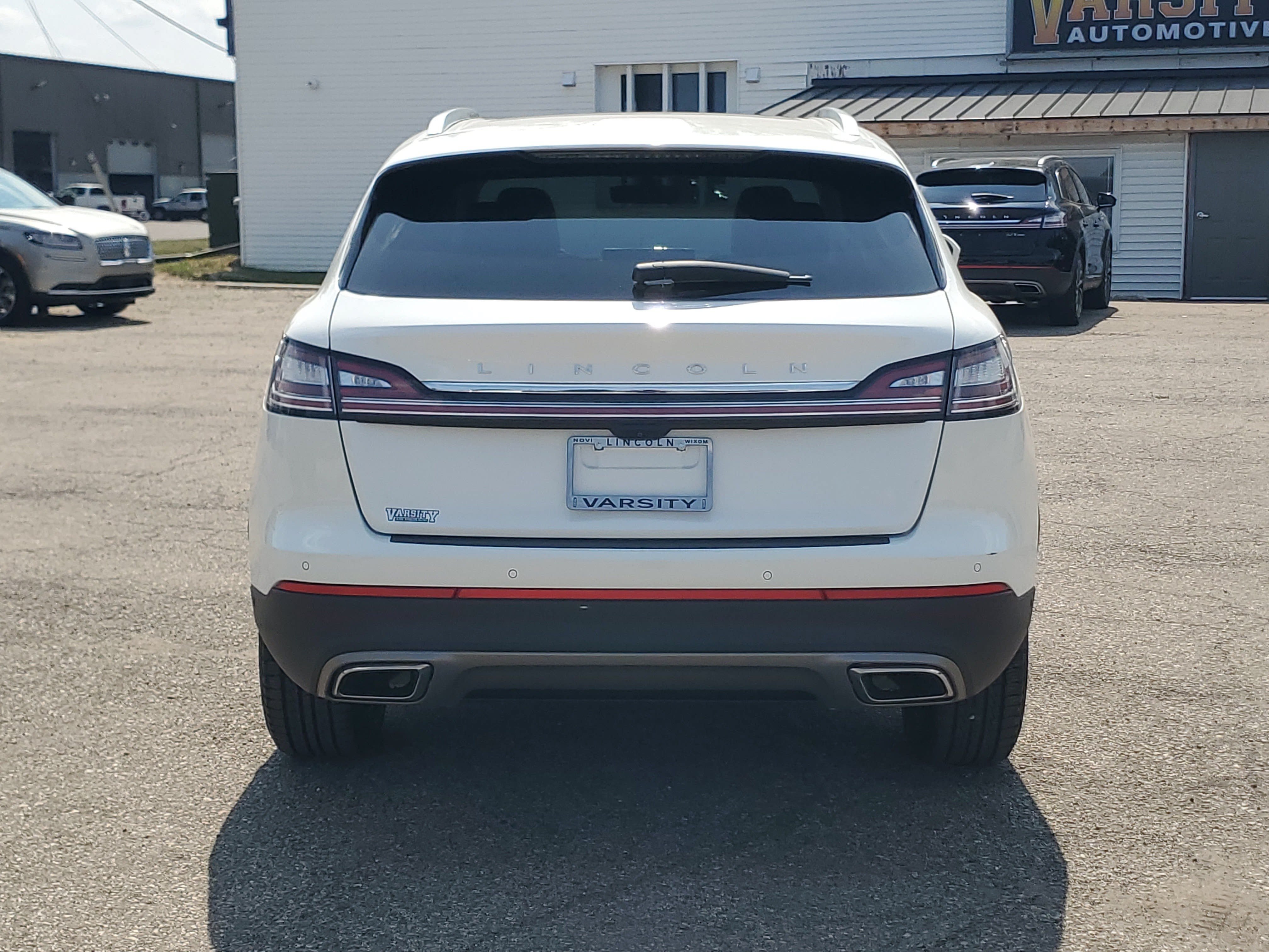 Certified 2023 Lincoln Nautilus Reserve w/ Equipment Group 201A AWD/4WD image 5