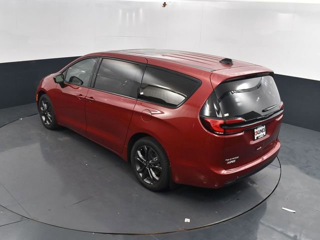 New 2026 Chrysler Pacifica Select FWD image 35