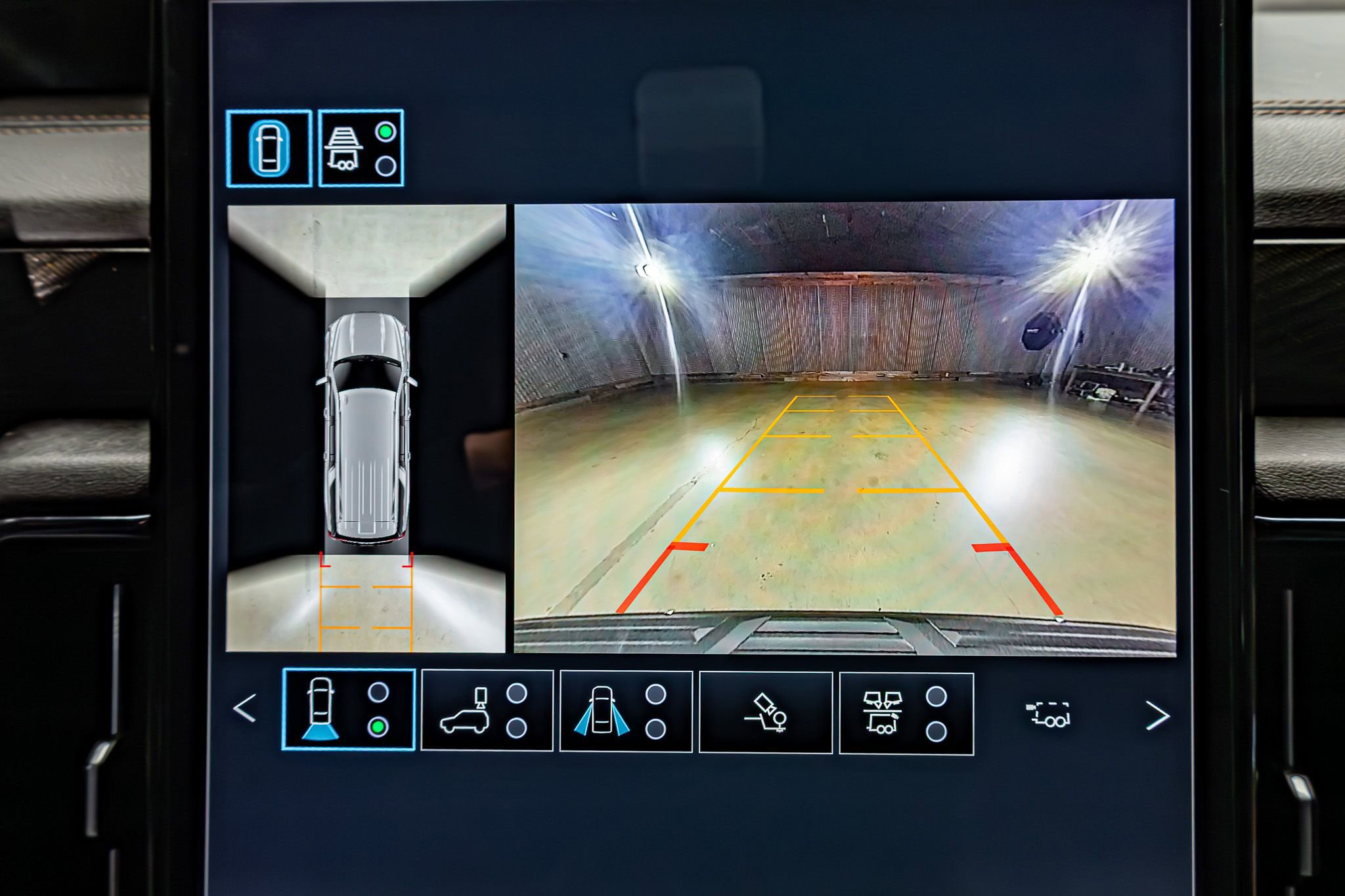 Used 2026 GMC Yukon XL AT4 w/ AT4 Premium Plus Package image 22