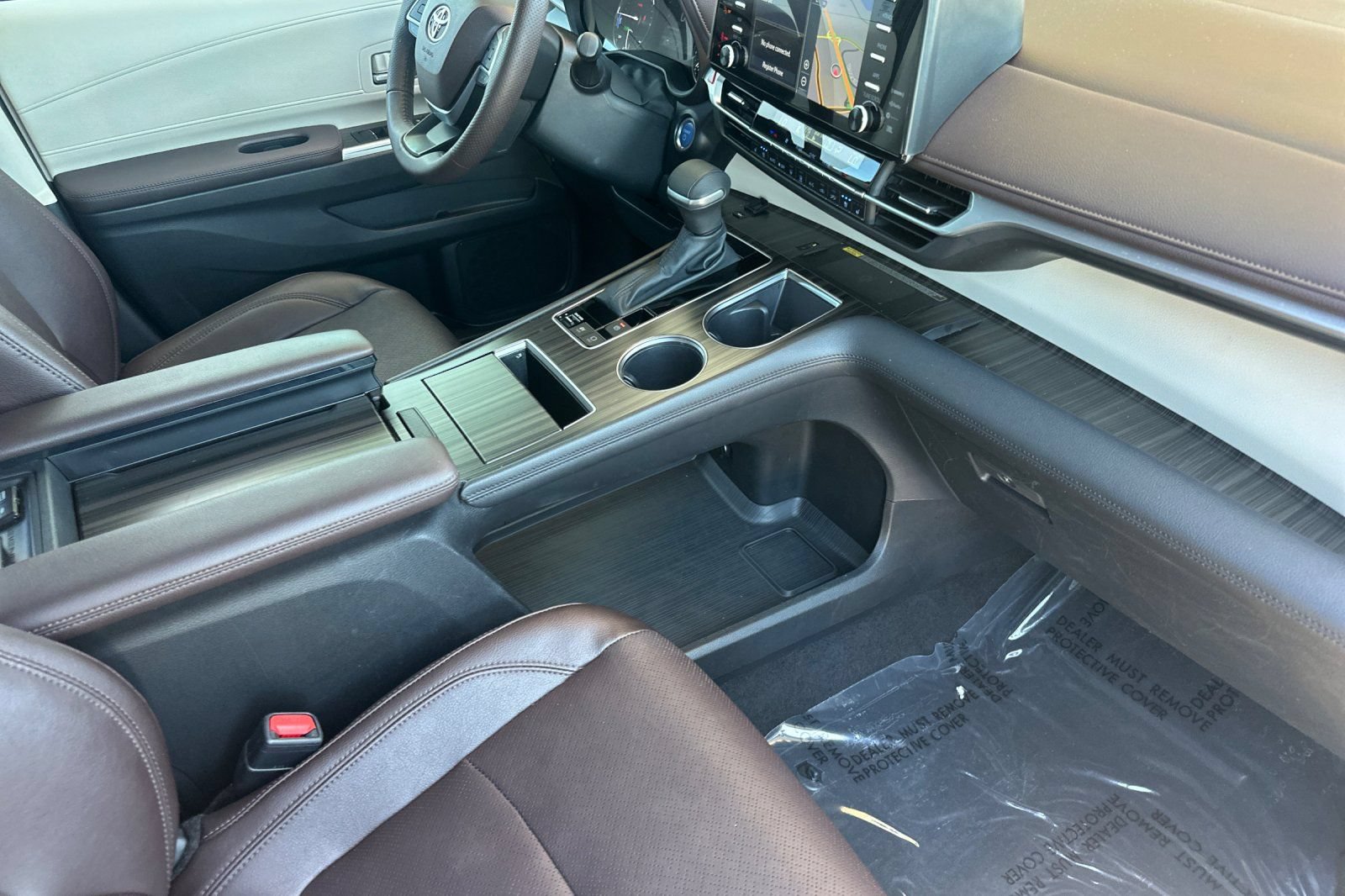 Certified 2023 Toyota Sienna Platinum FWD image 19