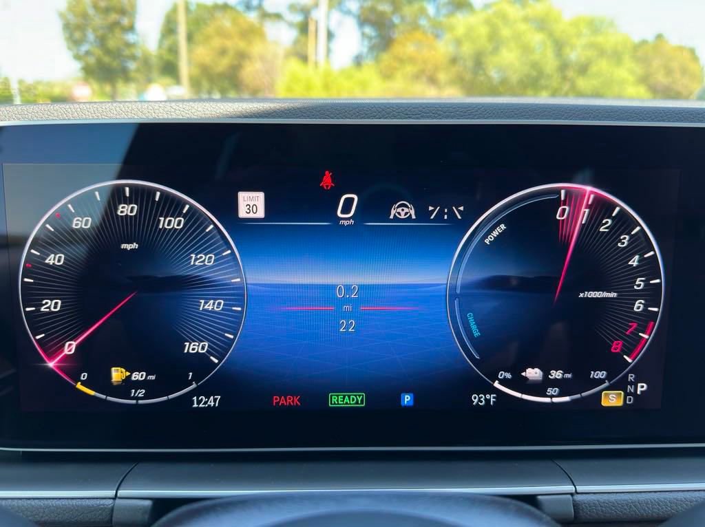 Used 2025 Mercedes-Benz GLE 450e 4MATIC image 23