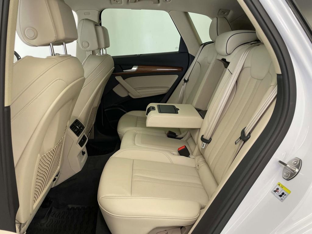 Certified 2023 Audi Q5 2.0T Premium Plus w/ Premium Plus Package image 19