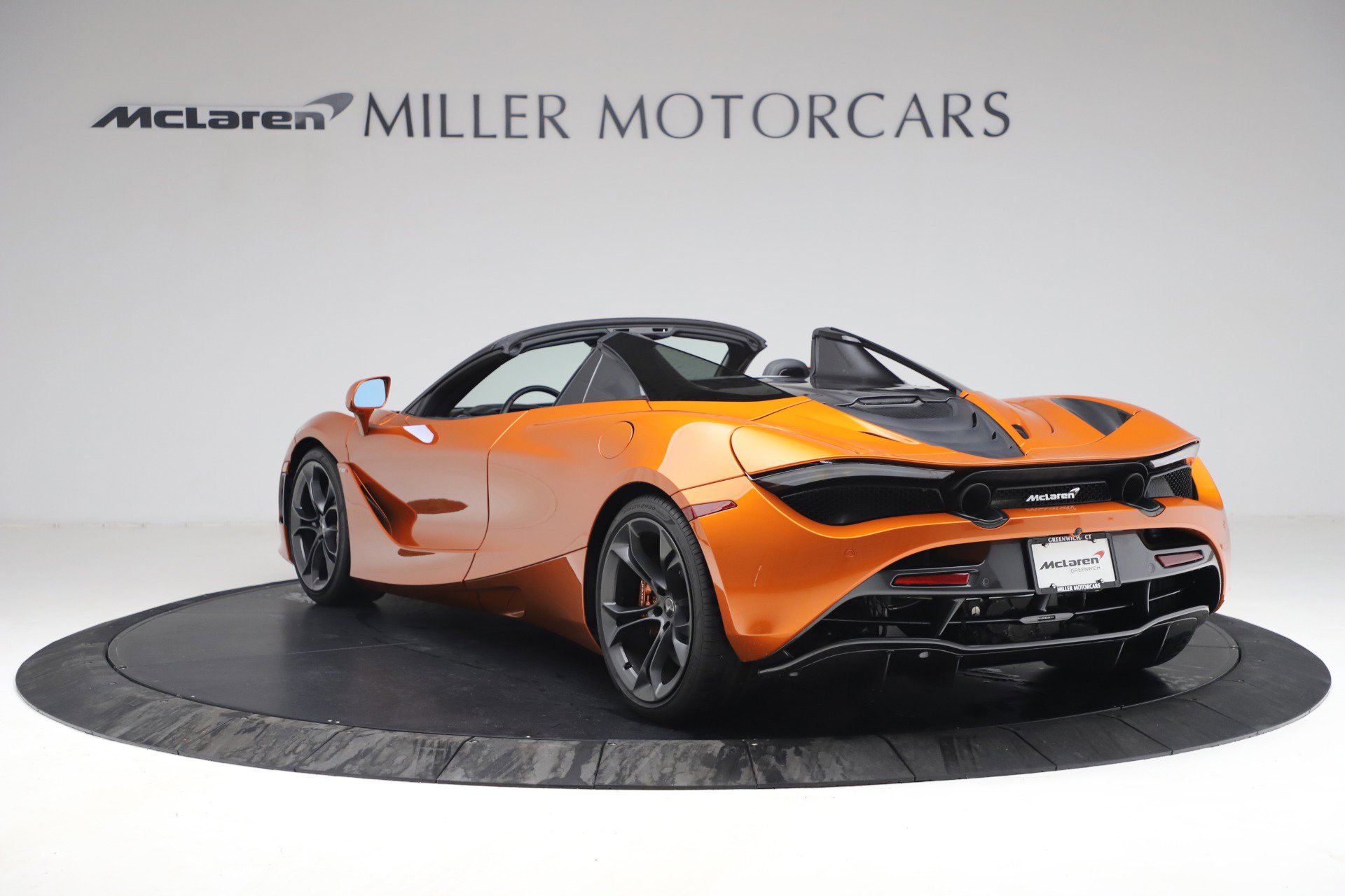 Used 2020 McLaren 720S Spider image 5