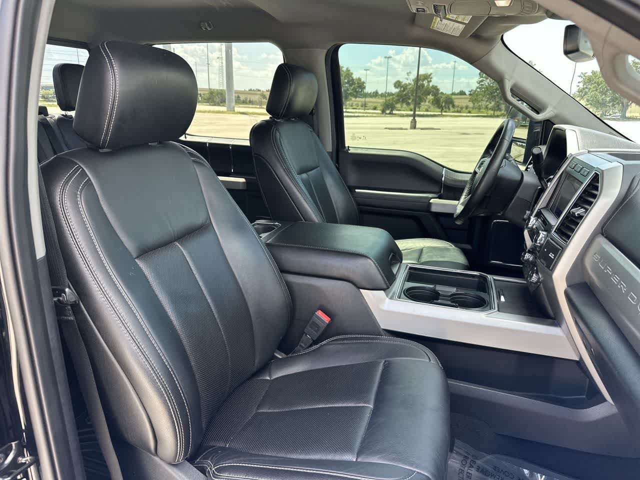Used 2020 Ford F250 Lariat w/ Lariat Ultimate Package AWD/4WD image 22