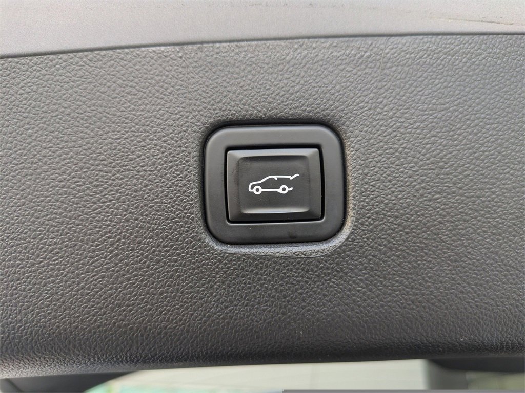 Used 2022 Chevrolet Blazer RS image 14