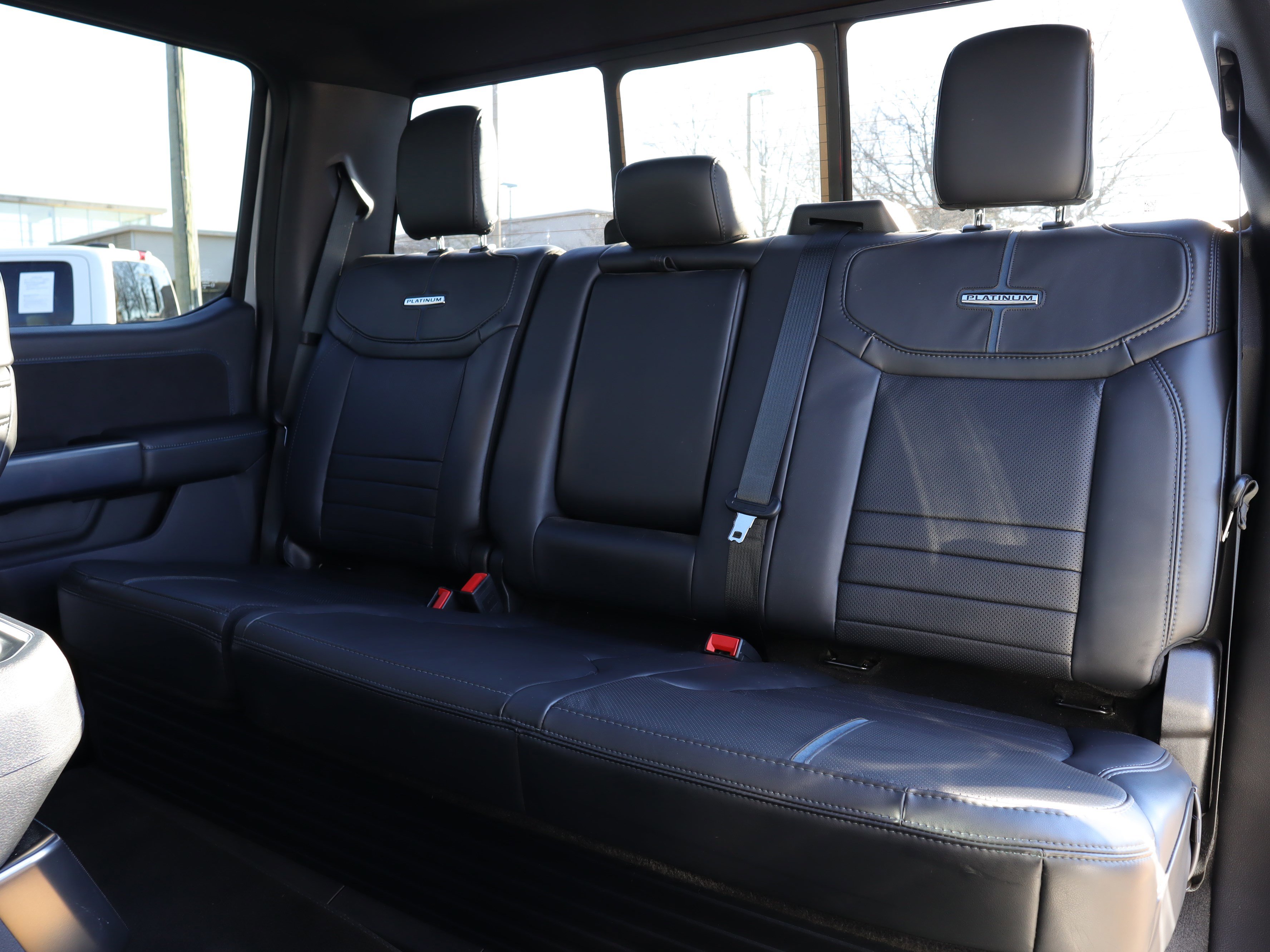 Used 2025 Ford F350 Platinum image 10