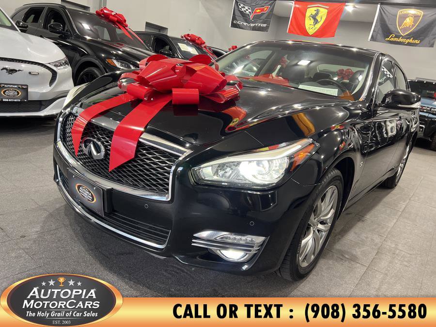 Used 2017 INFINITI Q70 3.7 image 43