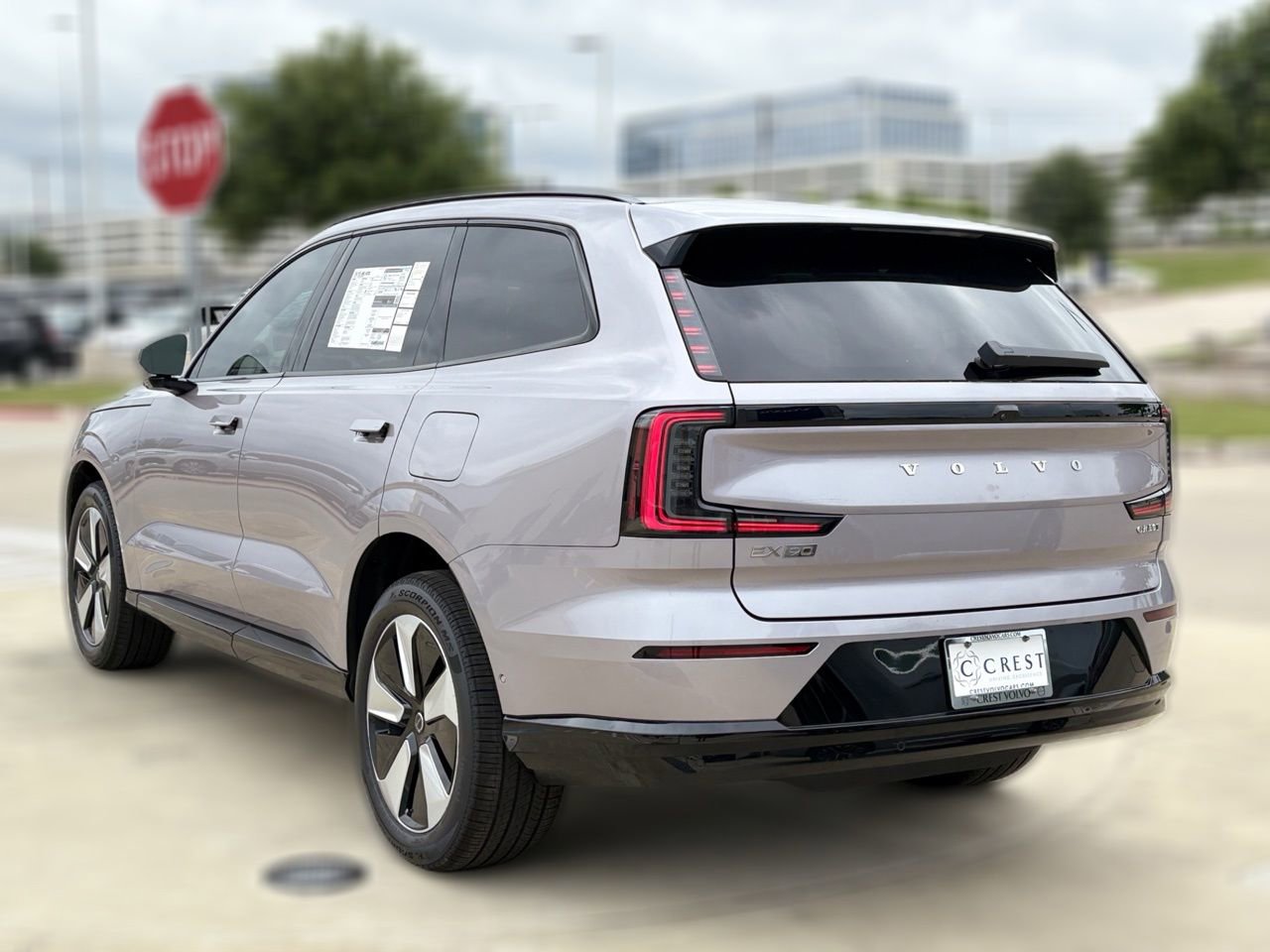 New 2026 Volvo EX90 Plus image 5