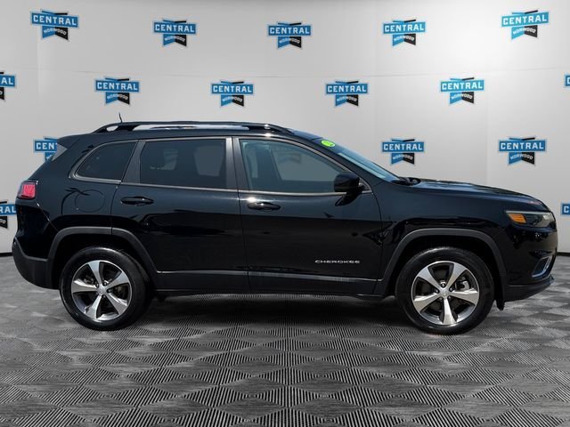 Certified 2022 Jeep Cherokee Limited AWD/4WD image 7