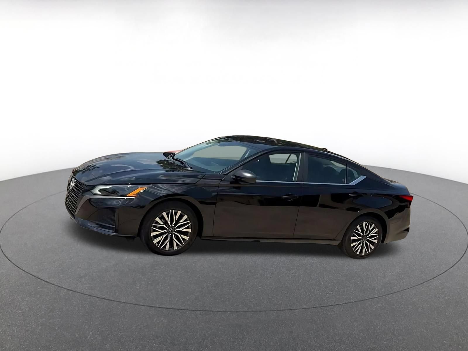 Used 2026 Nissan Altima 2.5 SV FWD image 6