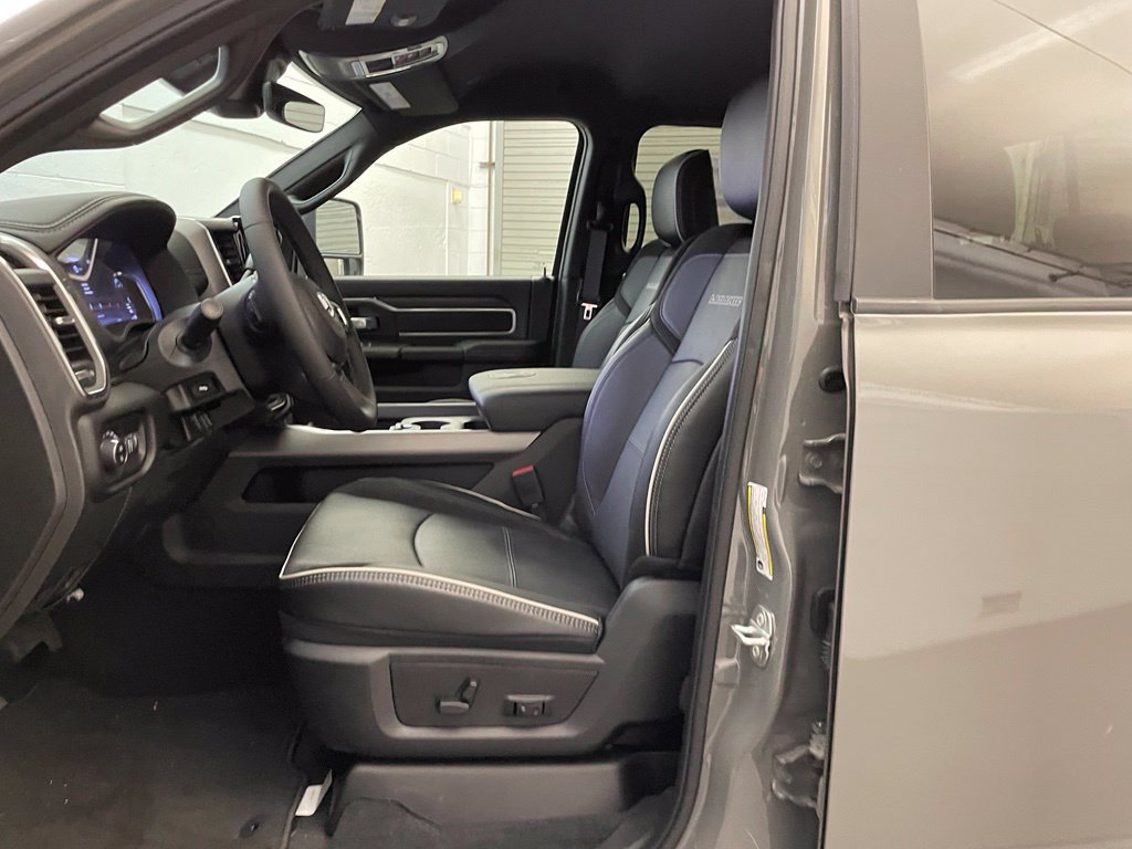 New 2026 RAM 2500 Laramie w/ Night Edition AWD/4WD image 20